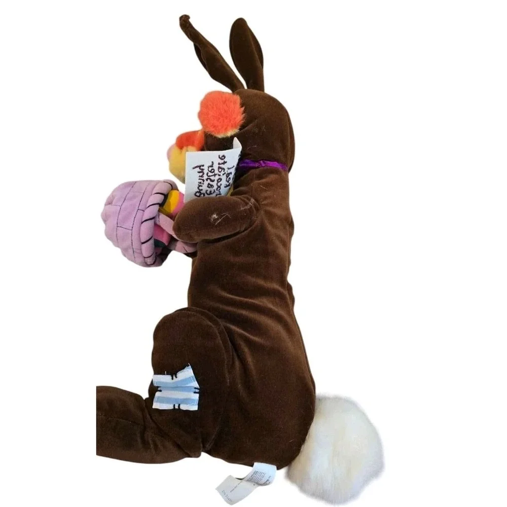 Disney 100% Real Chocolate Easter Bunny Tigger 20